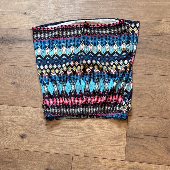 Source Unknown Dresses & Skirts - Source Unknown Multicolor Geometric Mini Skirt